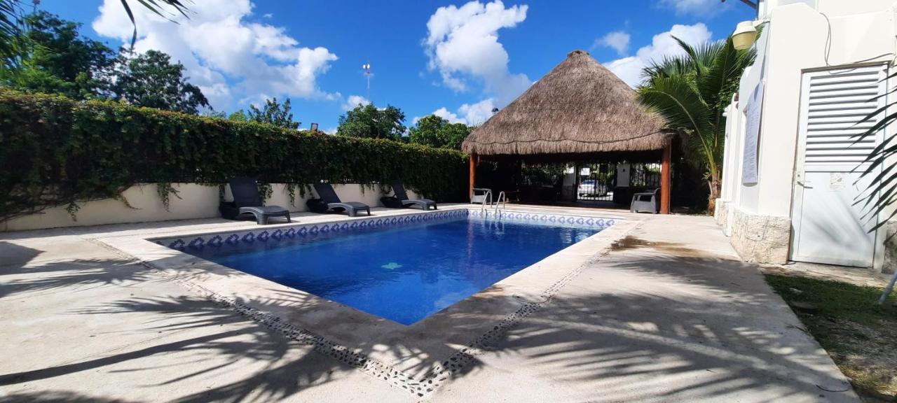 Apartamento en Fraccionamiento Privado 6 personas con piscina cerca de la Playa Playa del Carmen Exterior foto
